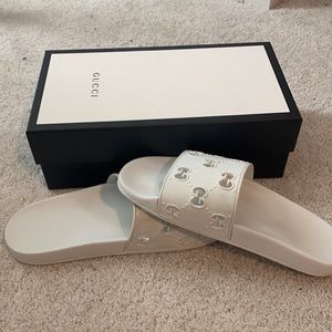 Gucci slides